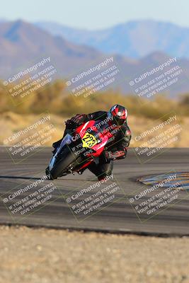 media/Jan-22-2023-CVMA (Sun) [[66d43cdebf]]/Race 17 Amateur Formula Open/